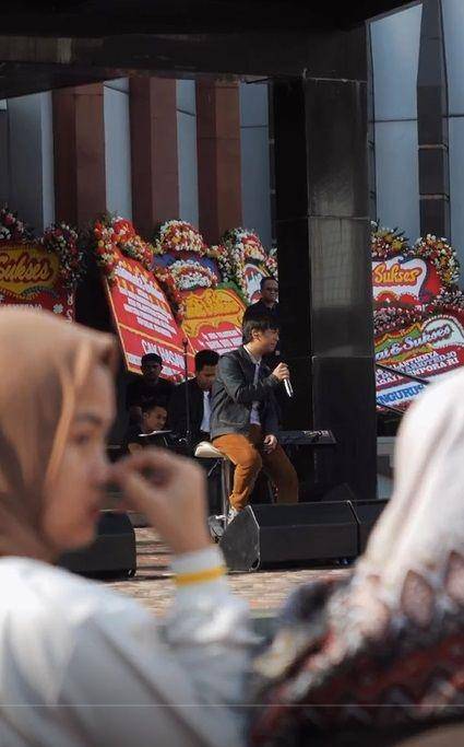 d'Masiv manggung di Kemenpora (instagram.com/kemenpora)