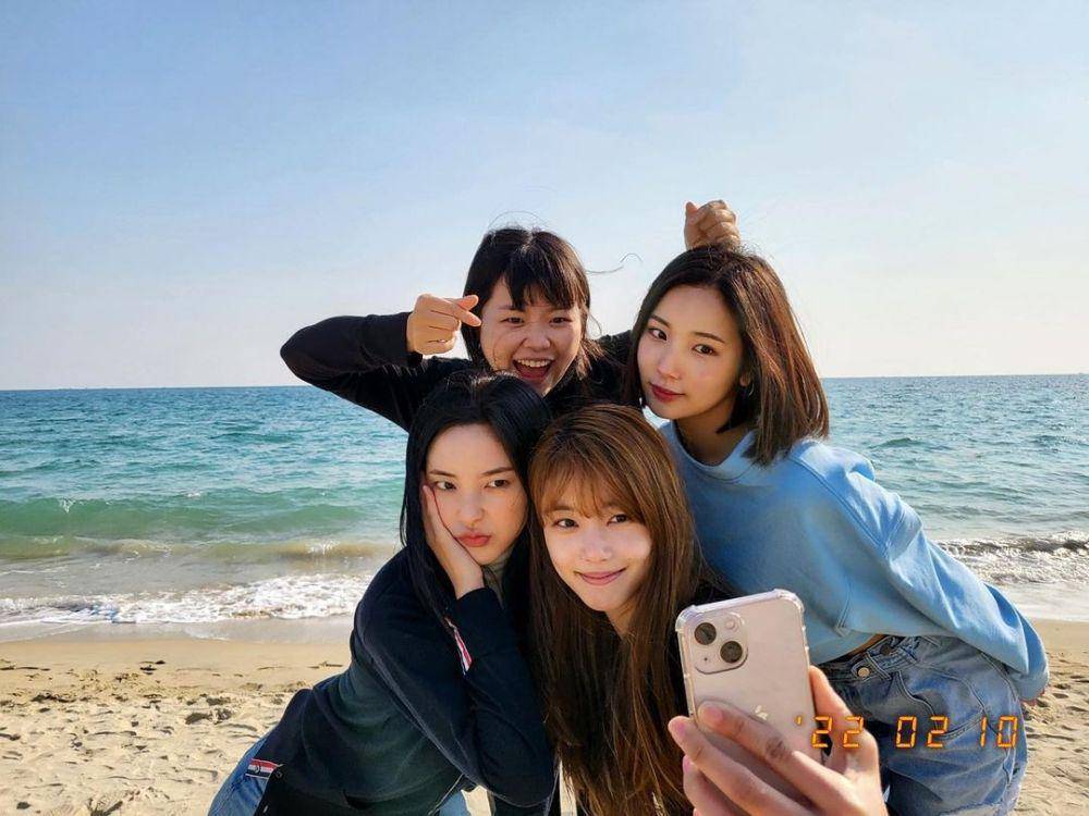 Shin Soo Hyun, Choi Moon Hee, Kim Jung Lan, dan Kim So Hee (instagram.com/xinsooo)