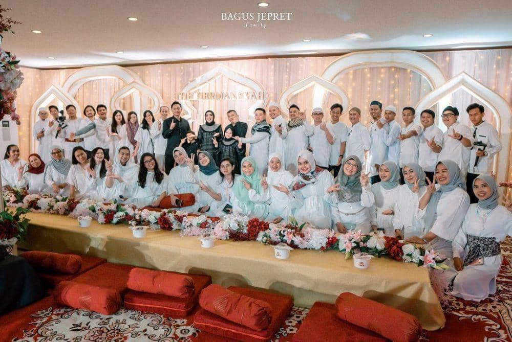 bukber karyawan Ashanty (Instagram.com/Ashanty_ash)