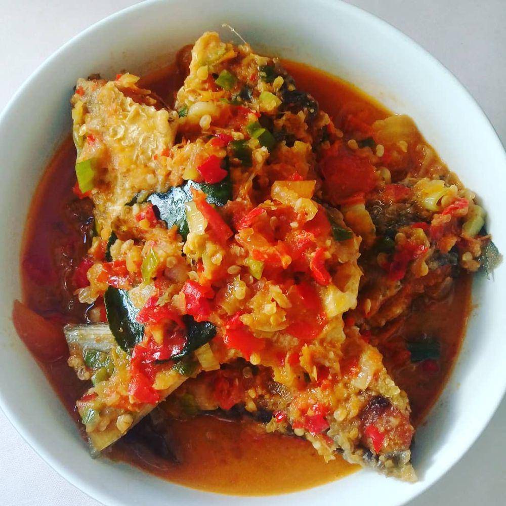 ilustrasi bandeng crispy bumbu rujak (instagram.com/anisworro)