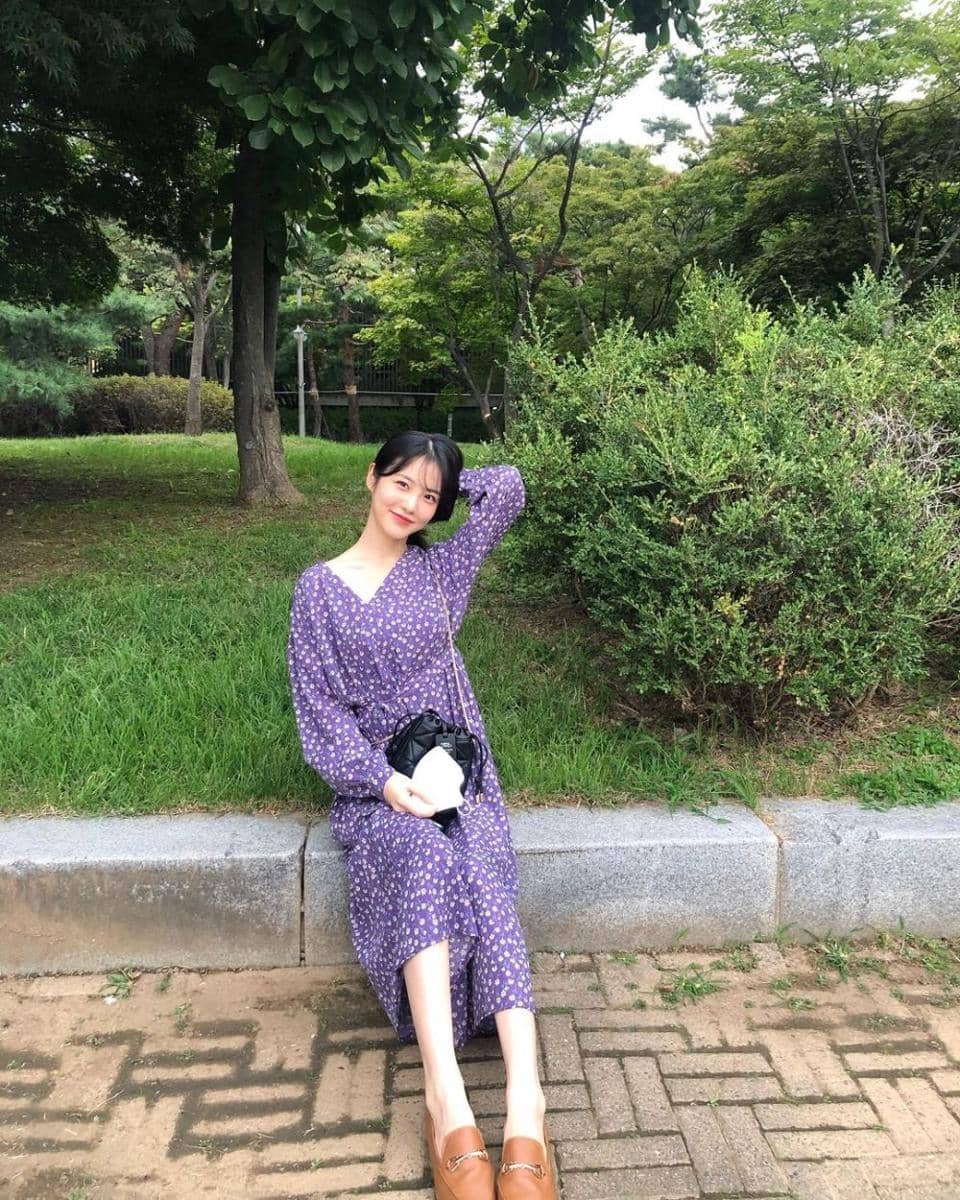 OOTD ala Shin Ye Eun (instagram.com/ __shinyeeun)