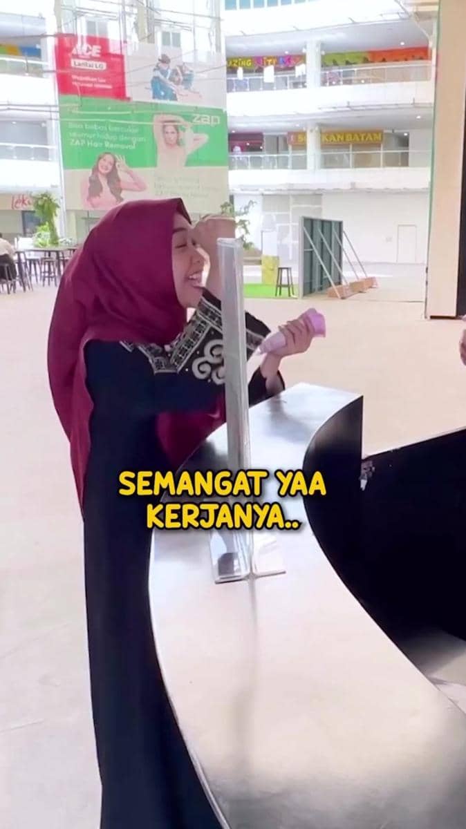 Ria Ricis (instagram.com/riaricis1795)