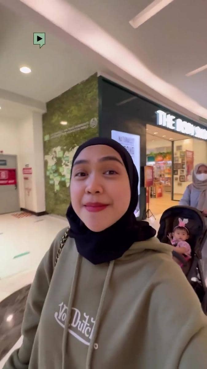 Ria Ricis (instagram.com/riaricis1795)