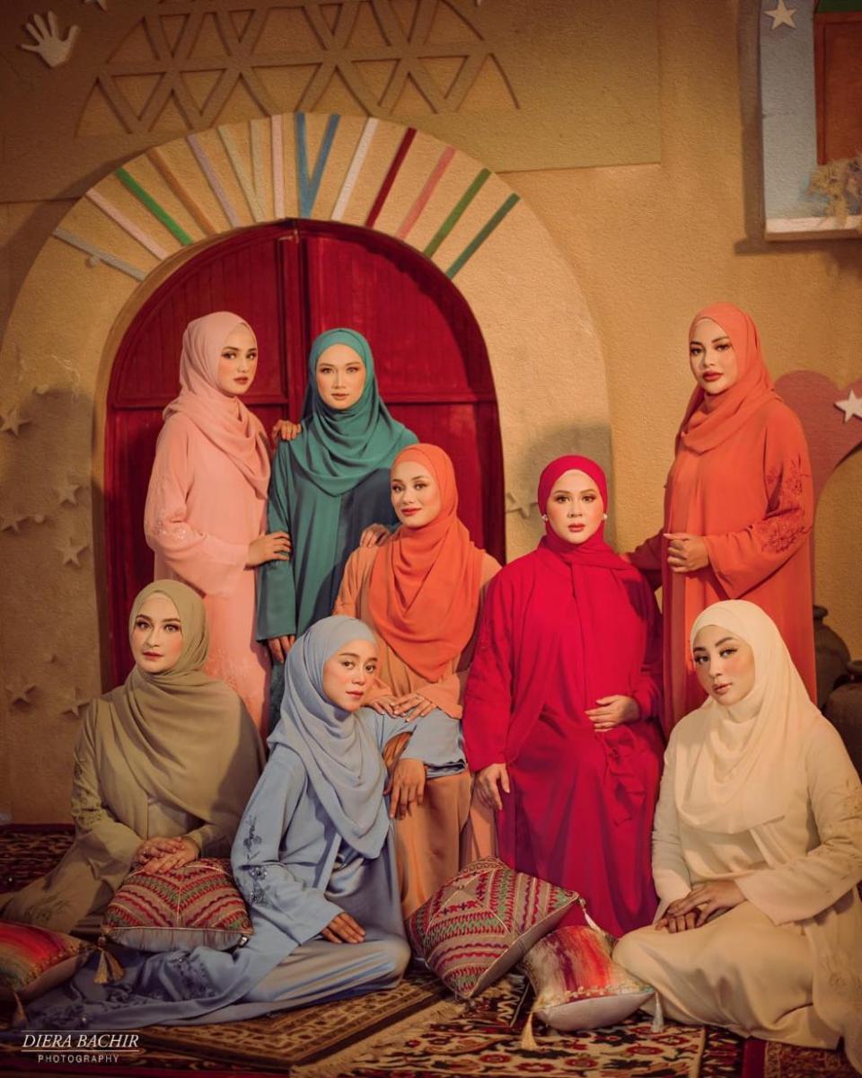potret Dinda Hauw dan sahabat (Diera Bachir Photography via instagram.com/dindahw)