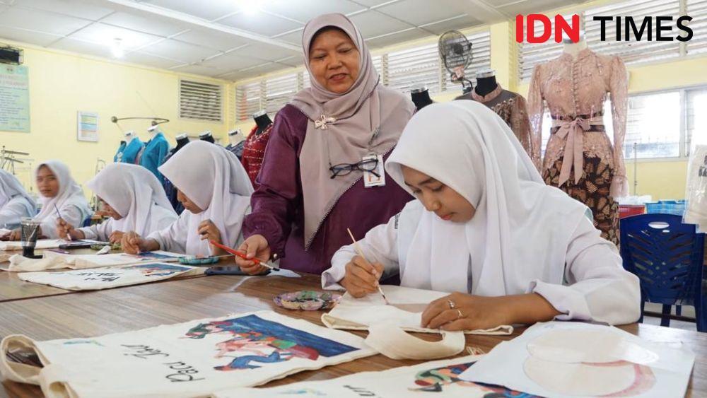 Kegiatan siswa SMKN PK 3 Pekanbaru Riau (IDN Times/Irfan Fathurohman)