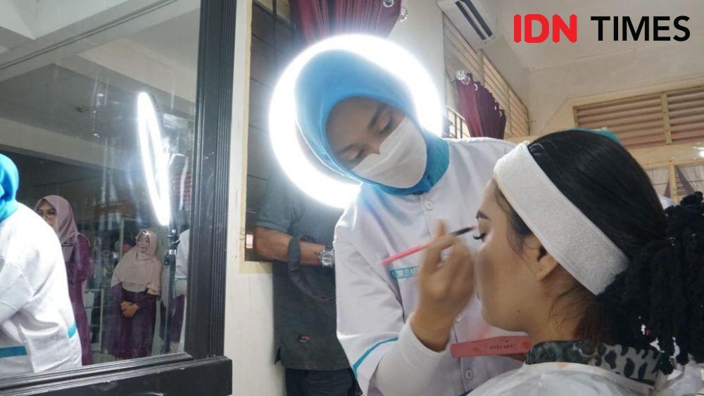 Kegiatan siswa SMKN PK 3 Pekanbaru Riau (IDN Times/Irfan Fathurohman)