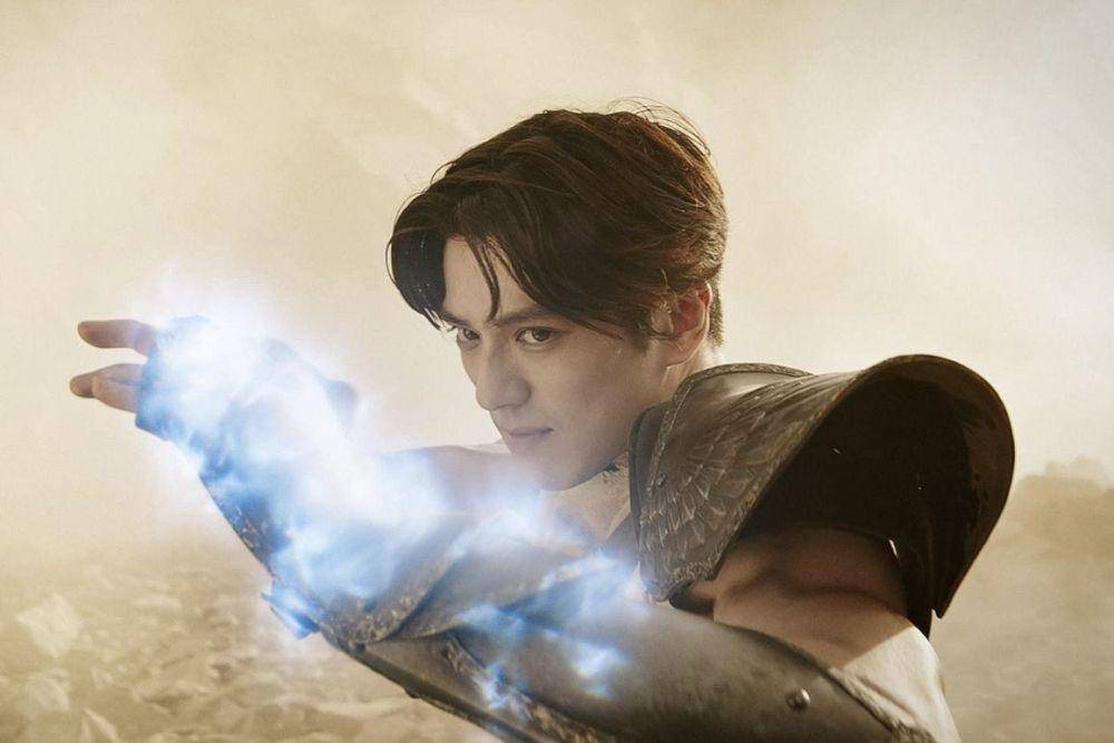 Mackenyu dalam film Knights of the Zodiac (dok. Stage 6 Films/Knights of the Zodiac)