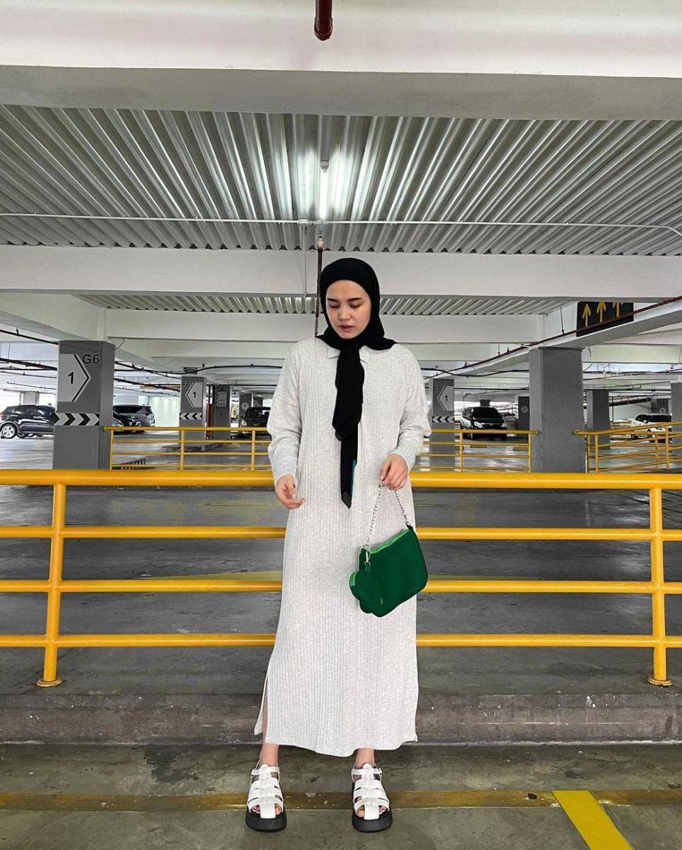 potret Via Zulviani (instagram.com/viaazulviani)