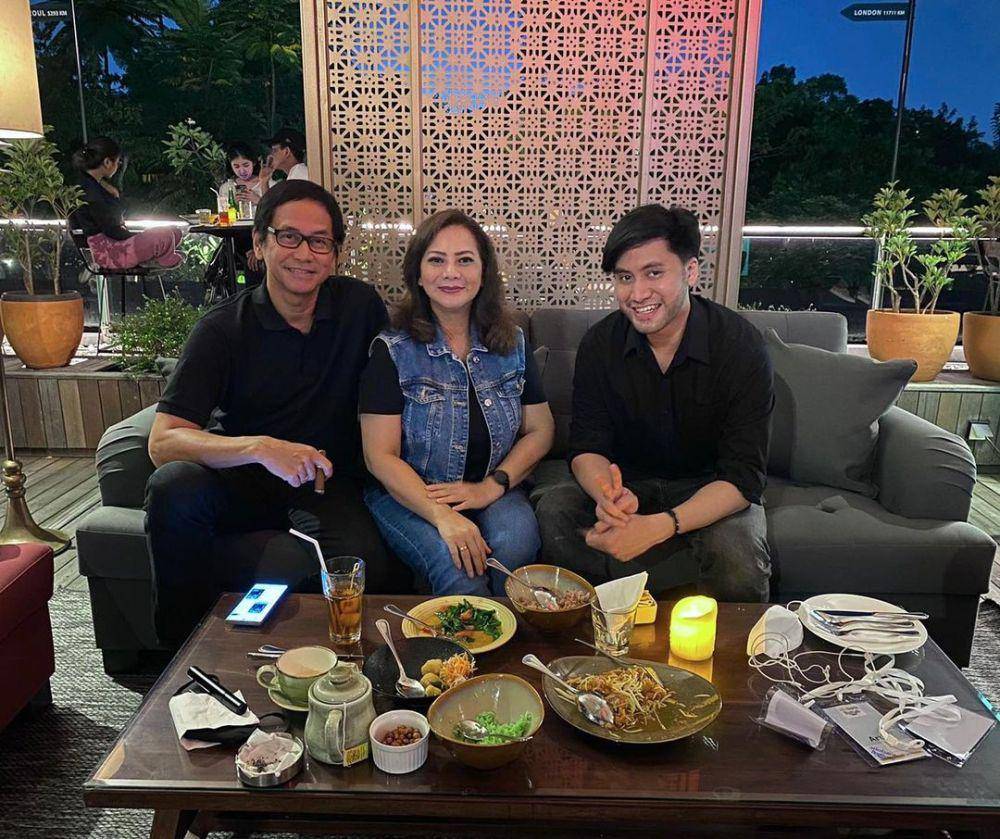 potret Addie MS dan Memes beserta anak pertama (instagram.com/kevinaprilio)