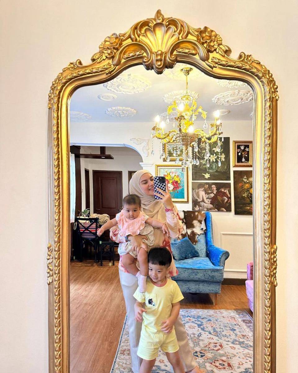 potret Irish Bella dan buah hati (instagram.com/_irishbella_)