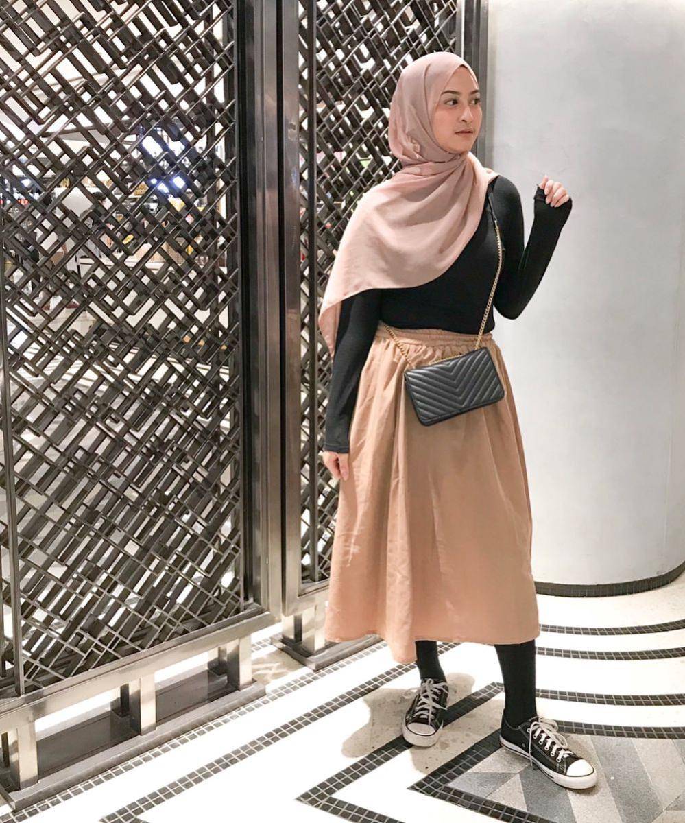 OOTD bukber ala Shania Indriani (instagram.com/shaniaindryn)