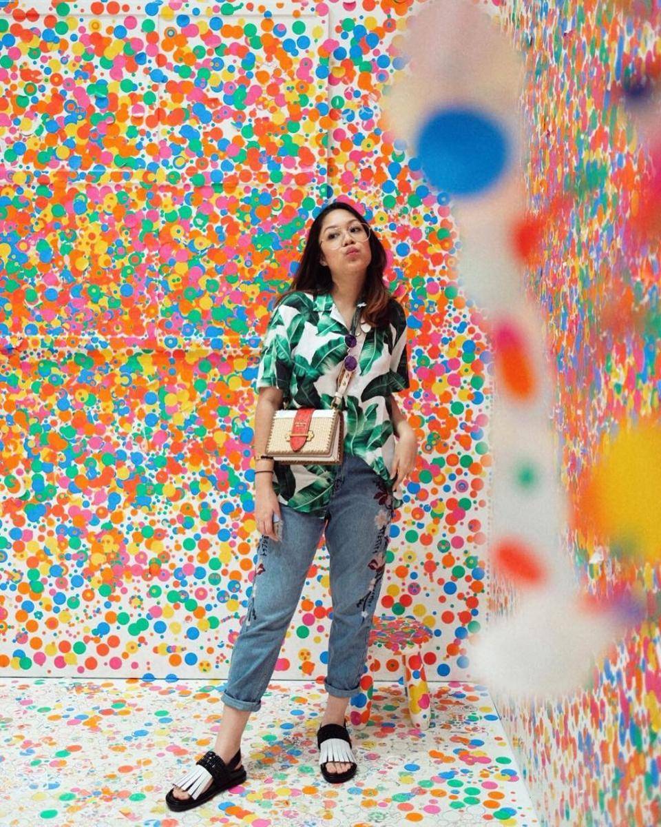 Outfit kasual ala Athena Thalita (instagram.com/athenathalia)