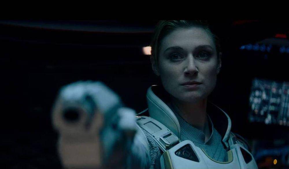 Elizabeth Debicki di Film The Cloverfield Paradox (dok. Netflix/The Cloverfield Paradox)