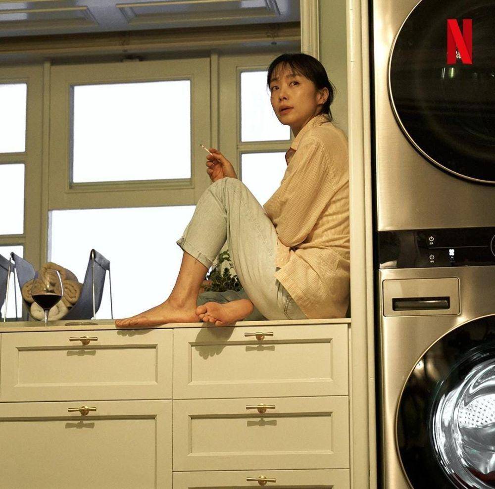Jeon Do Yeon di film Kill Boksoon (instagram.com/netflixkr)