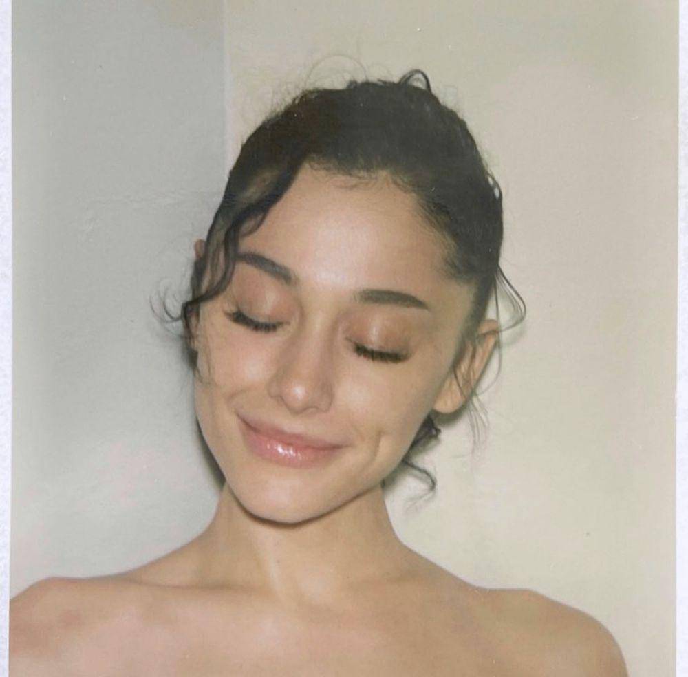 Ariana Grande (instagram.com/arianagrande)