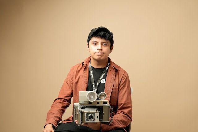 5 Alasan Seseorang Enggan Membuang Barang Meski Sudah Jadul