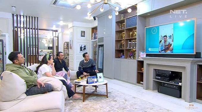 potret Raffi, Nagita, dan Bebi Romeo dengarkan lagu Aldi Taher (youtube.com/Ini Talk Show)