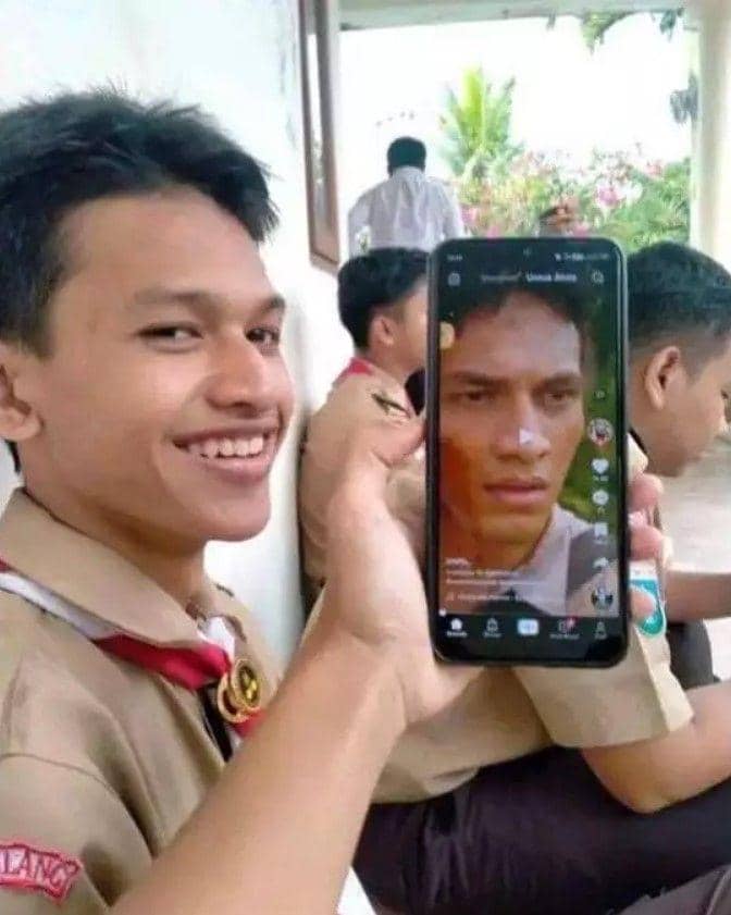 potret kirain orang terkenal (twitter.com/txtdarigajelas)