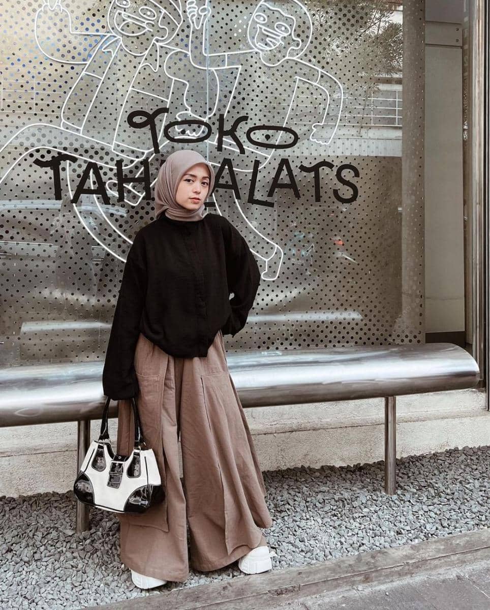 Deana Hanifa (instagram.com/deanahanifaaa)