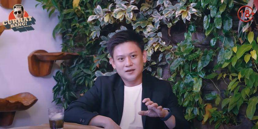 Bobon Santoso (youtube,com/CURHAT BANG Denny Sumargo)