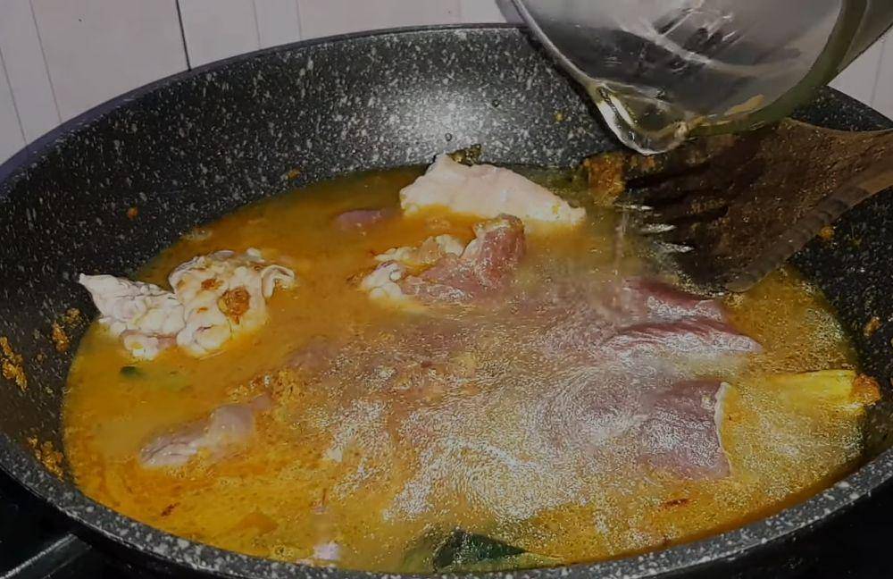 ilustrasi memasak sate padang (youtube.com/Ceceromed Kitchen)