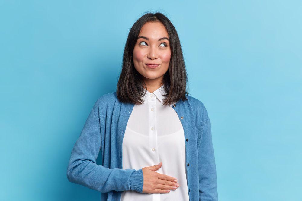 5 Tips Buka Puasa Sehat dan Mencegah Perut Begah