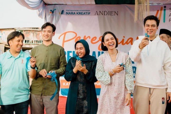 Andien Aisyah Bentuk Sekolah Anak Percaya di Pemukiman Pemulung