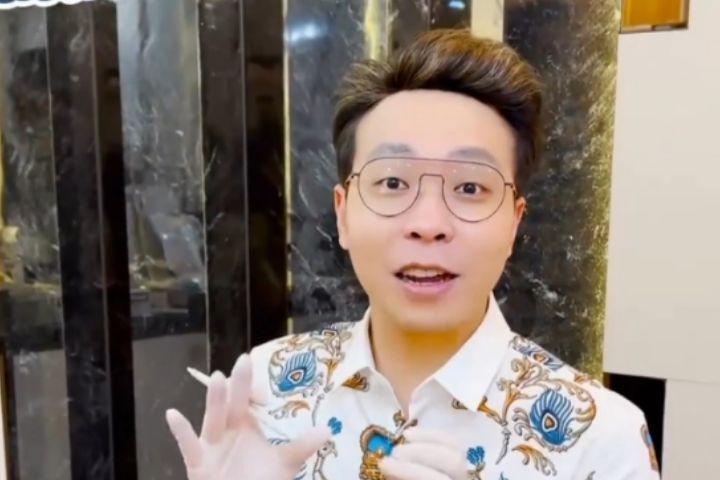 7 Artis Pernah Berseteru dengan dr. Richard, Terbaru Sunan Kalijaga