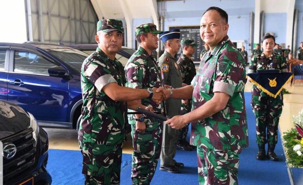 KSAU: Prajurit TNI AU yang Gugur Tabrakan di Udara Saat Terjun Lenting