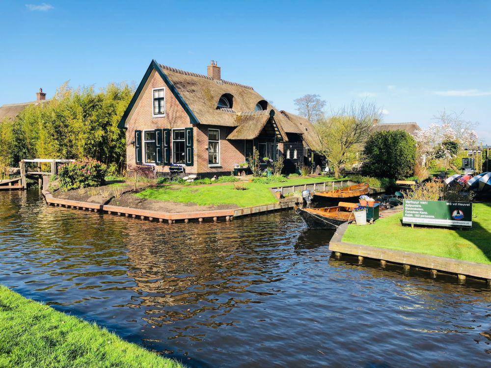 Giethoorn (unsplash.com/Yossi Moalem)