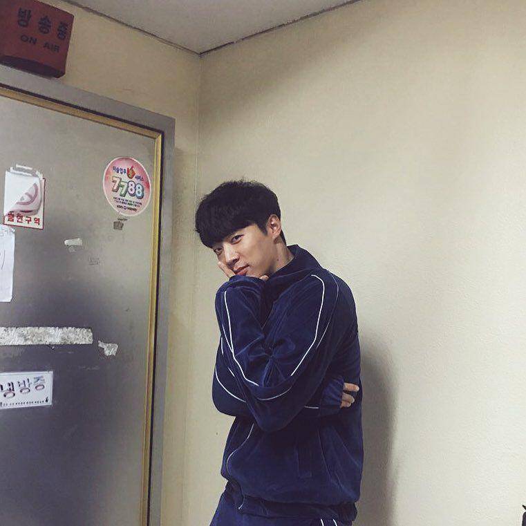 Shin Hyun Soo (instagram.com/SHINTOP20)