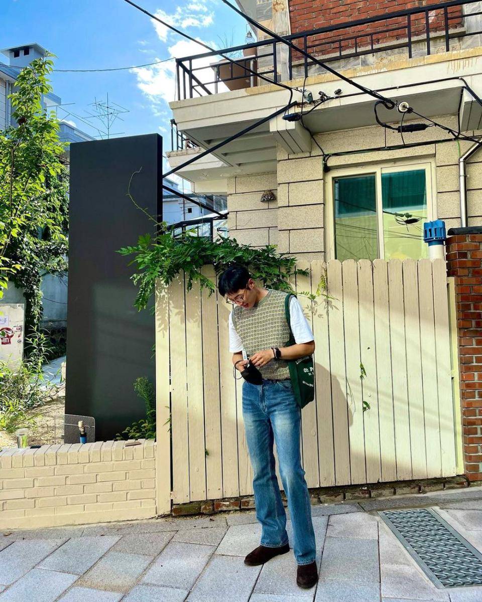 Shin Hyun Soo (instagram.com/SHINTOP20)