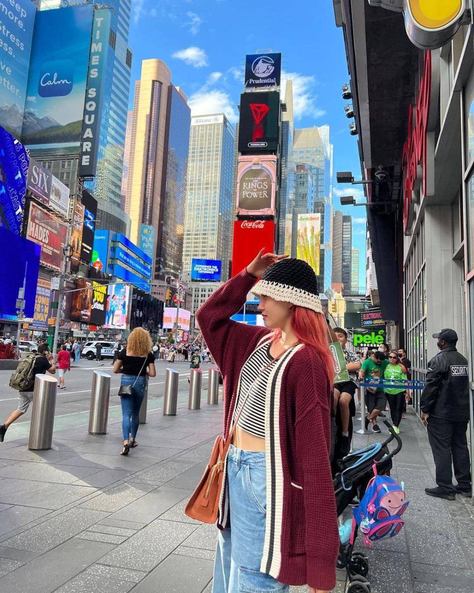 Yoon STAYC (instagram.com/stayc_highup)