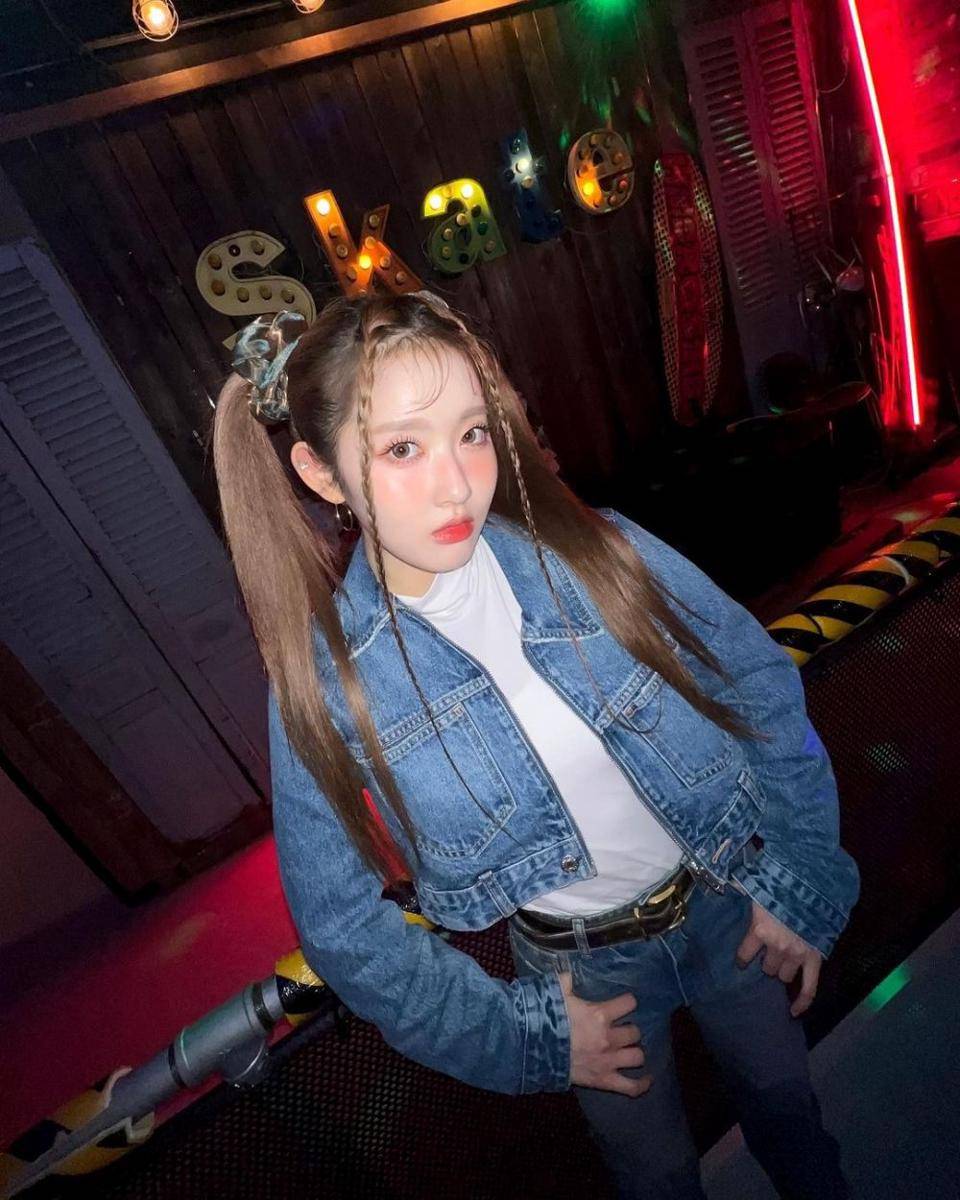 Sieun STAYC (instagram.com/stayc_highup)
