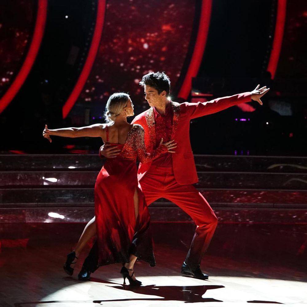Milo Manheim dan Witney Carson (instagram.com/milomanheim)