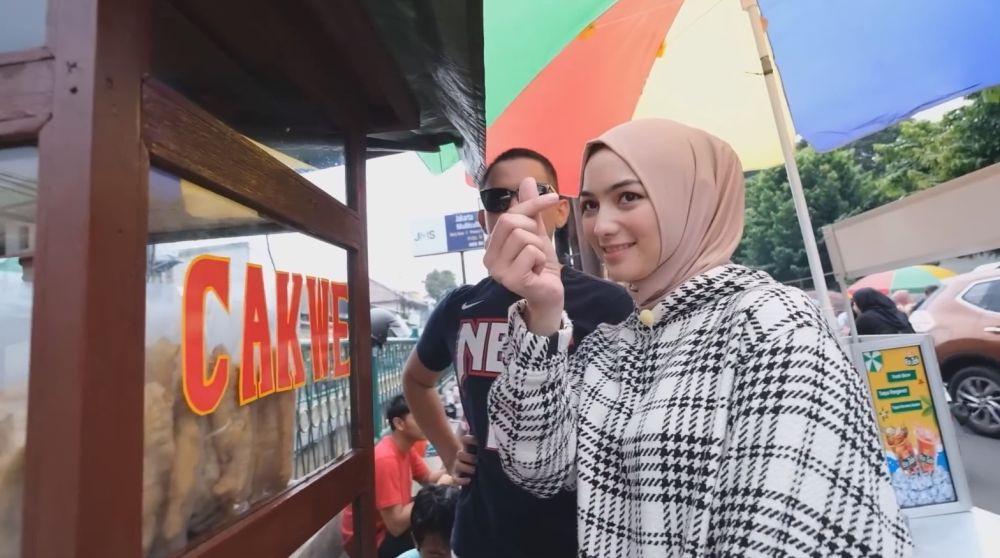 Citra dan Rezky nyari takjil (YouTube.com/Ciky Citra Rezky)
