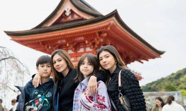 Wulan Guritno Liburan di Jepang (Instagram.com/wulanguritno)