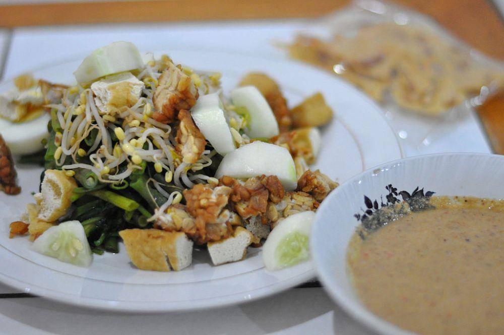 gado-gado (commons.wikimedia.org/Ocdp)