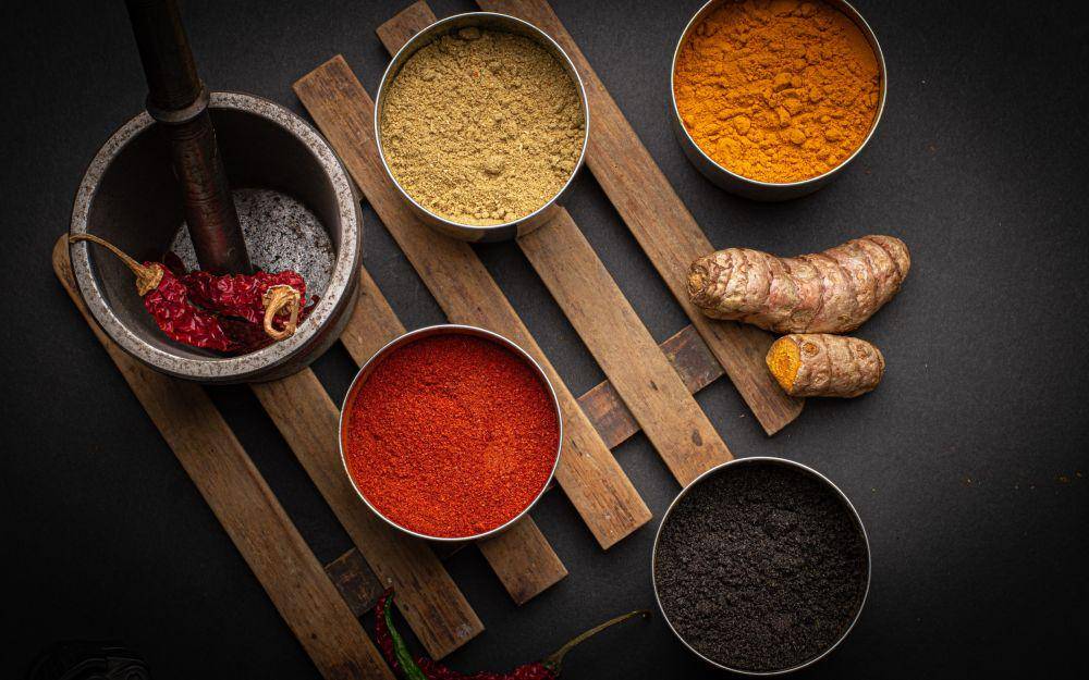 ilustrasi bumbu dapur (unsplash.com/@pranjallk1995)