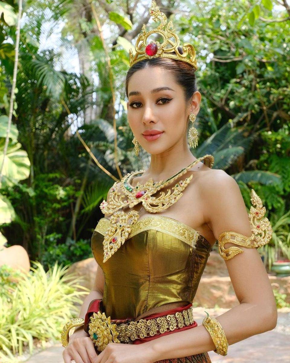 potret Ninew Anuthida (instagram.com/ninew.anuthida)