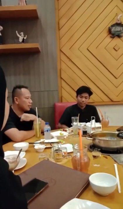 potret Vicky Prasetyo dan anak (instagram.com/vickyprasetyo777)