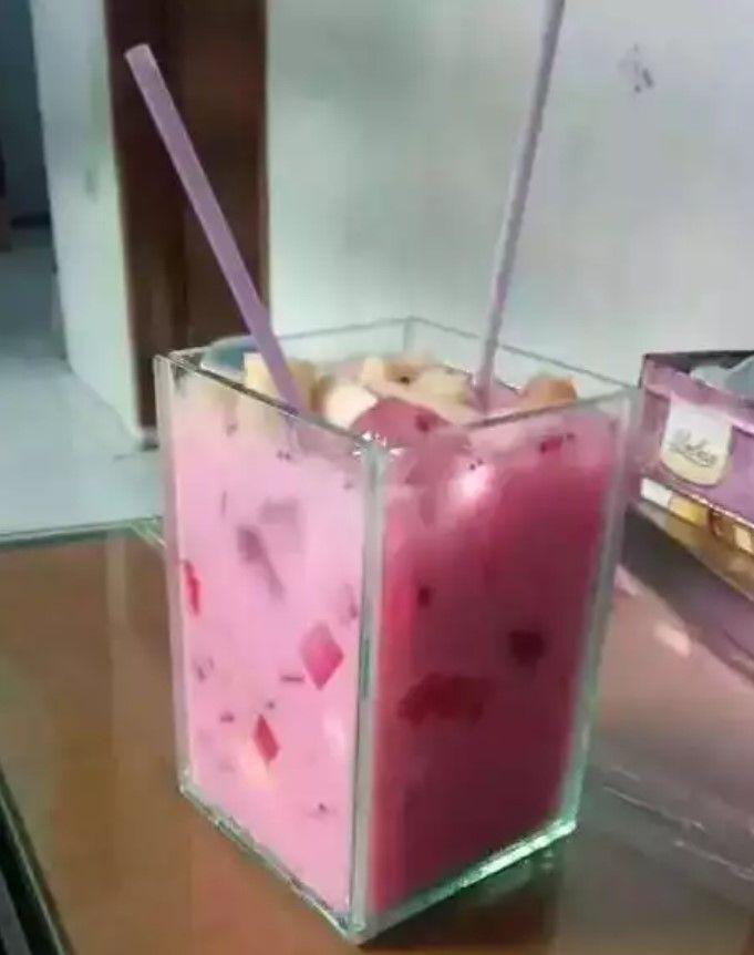es takjil buka puasa kocak (twitter.com/jowoshitpost)