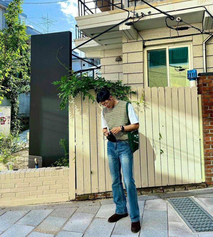 OOTD Shin Hyun Soo (instagram.com/shintop20)
