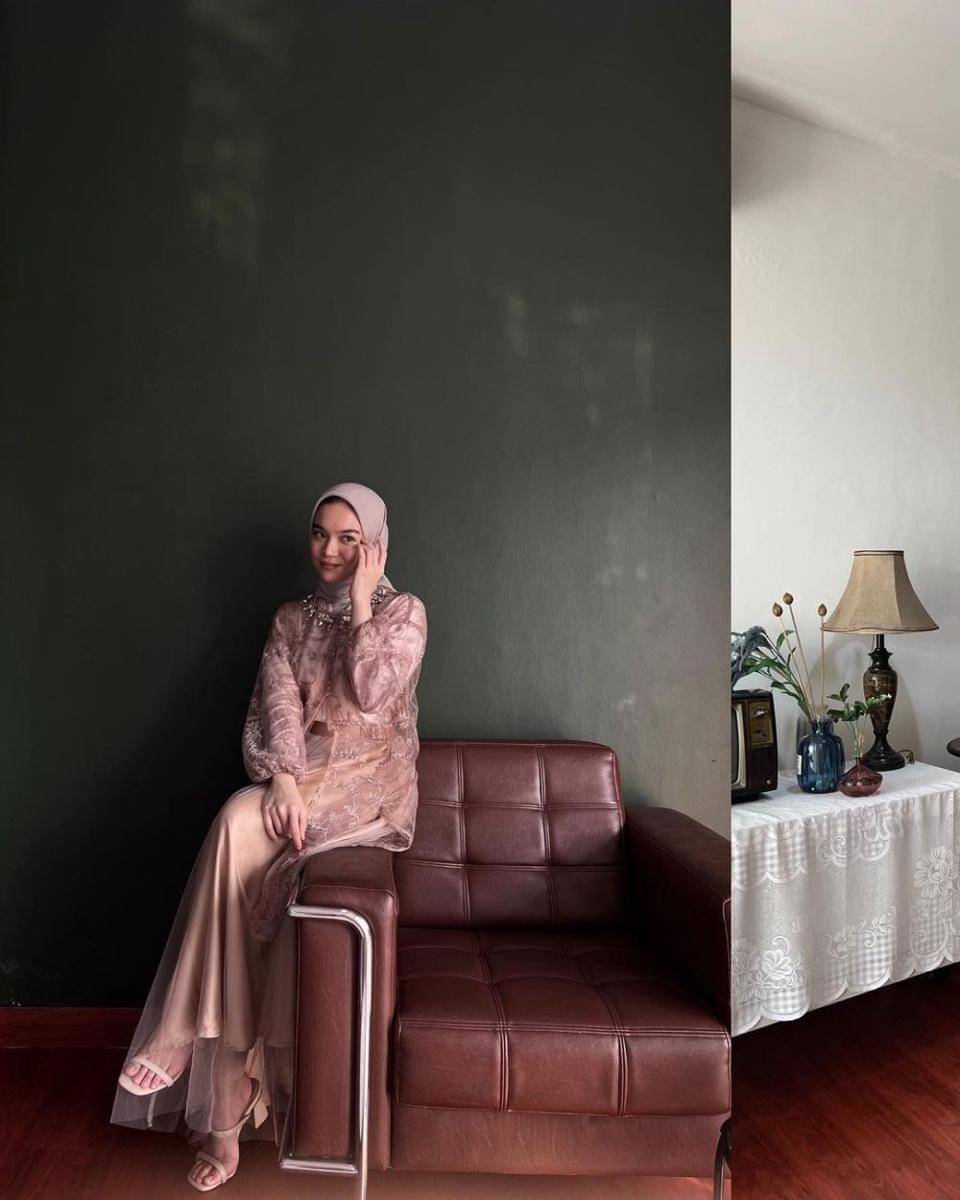 Outfit brokat. (instagram.com/samayashafa)