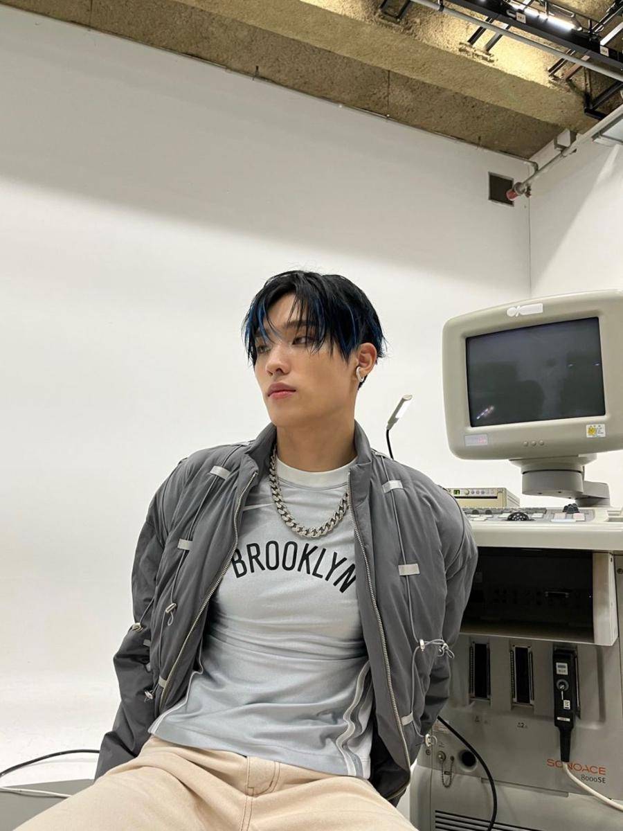 ide OOTD edgy ala Keeho P1Harmony (twitter.com/P1H_members)