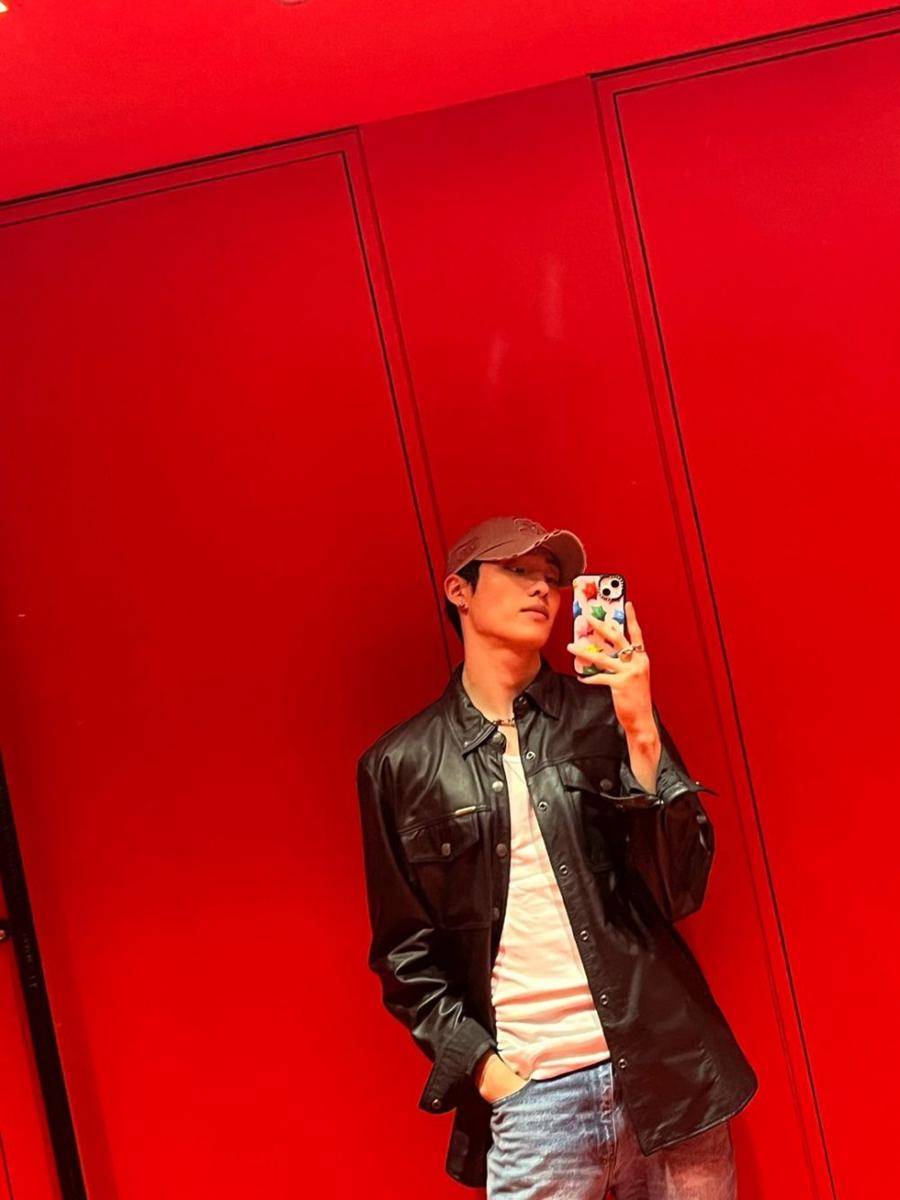 ide OOTD edgy ala Keeho P1Harmony (twitter.com/P1H_members)