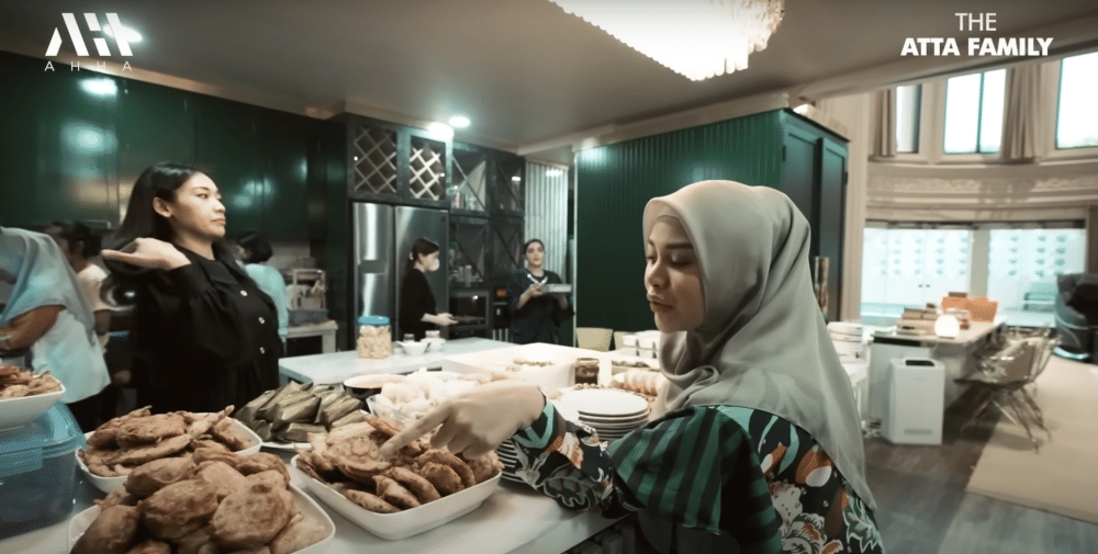 momen Atta dan Aurel nginep di Istana Cinere (youtube.com/attahalilintar)