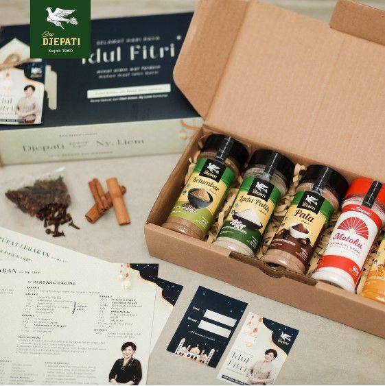 Hampers lebaran di bawah Rp100 ribu berupa paket bumbu dan resep menu lebaran (Shopee Mall/capdjepati)