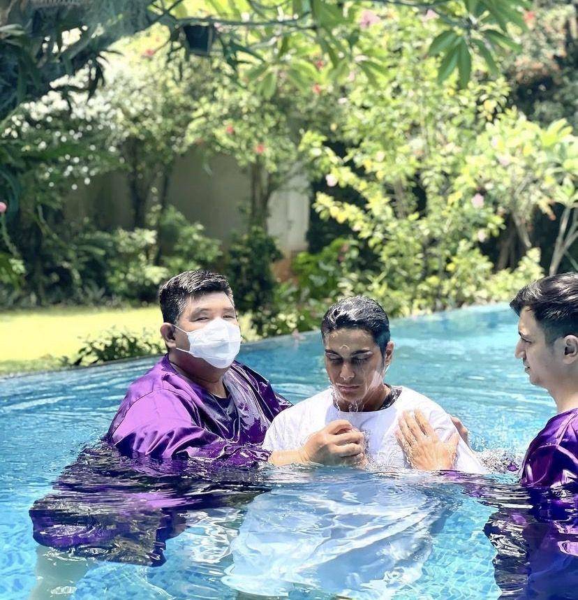 Cinta Brian dibaptis (instagram.com/cinta_brian)