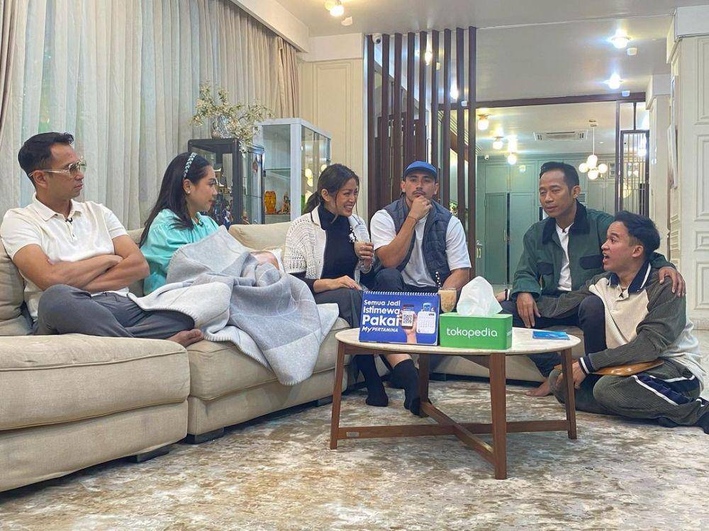 potret Raffi Ahmad dan keluarga (instagram.com/saurans_dinet)